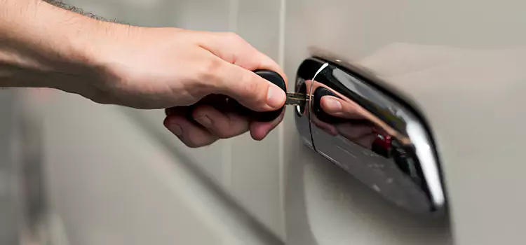 Why Choose Our Auto Locksmith Team in Muskegon, MI?